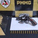 Corpo de Bombeiros atende ocorrência de tombamento de caminhão de combustível na LMG-628