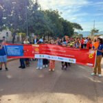 Caminhada no Mamoeiro reforça mobilização do Maio Laranja